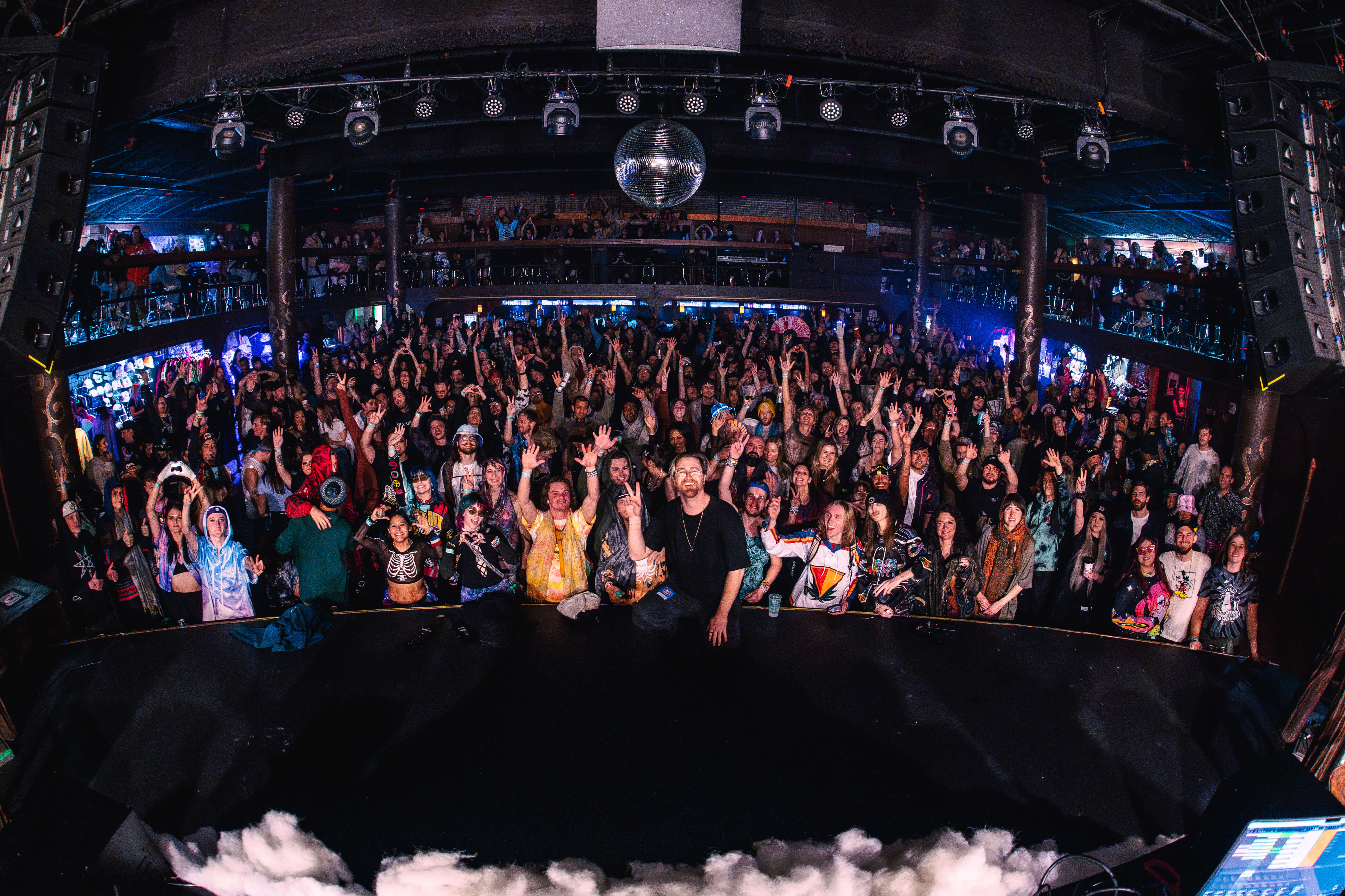 In Full Bloom: Skysia Orchestrates A Multi-Sensory Album & Tour