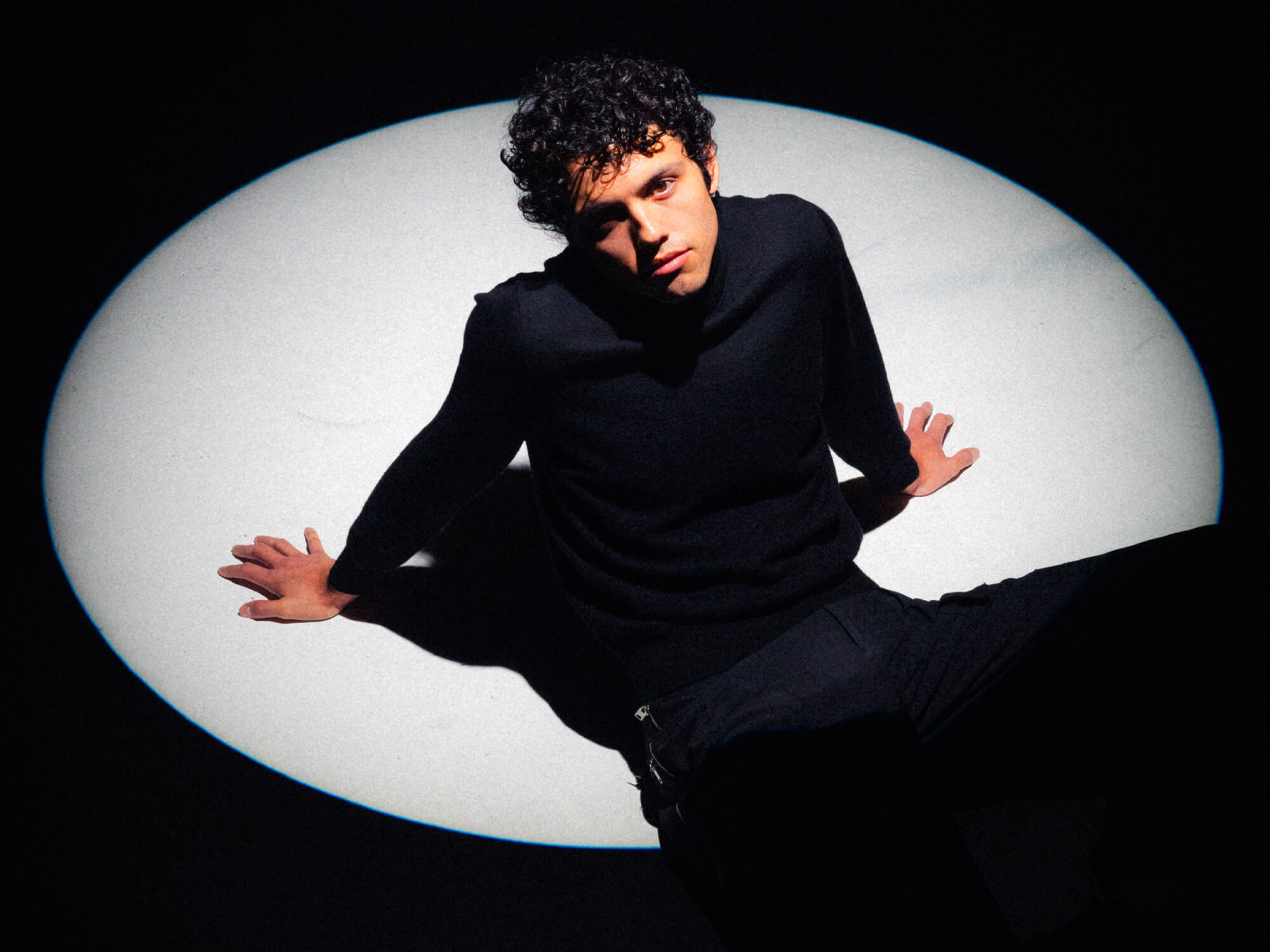 Through the Fragments of Reality: Blake Farfan Unveils ‘node(point)pattern’